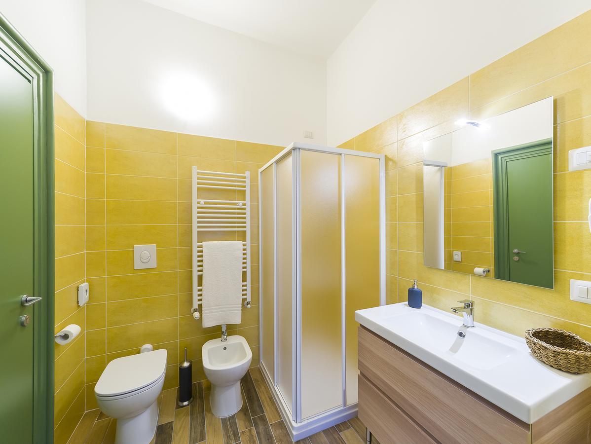 La Nostra Casa In Centro Otel Lecco Dış mekan fotoğraf