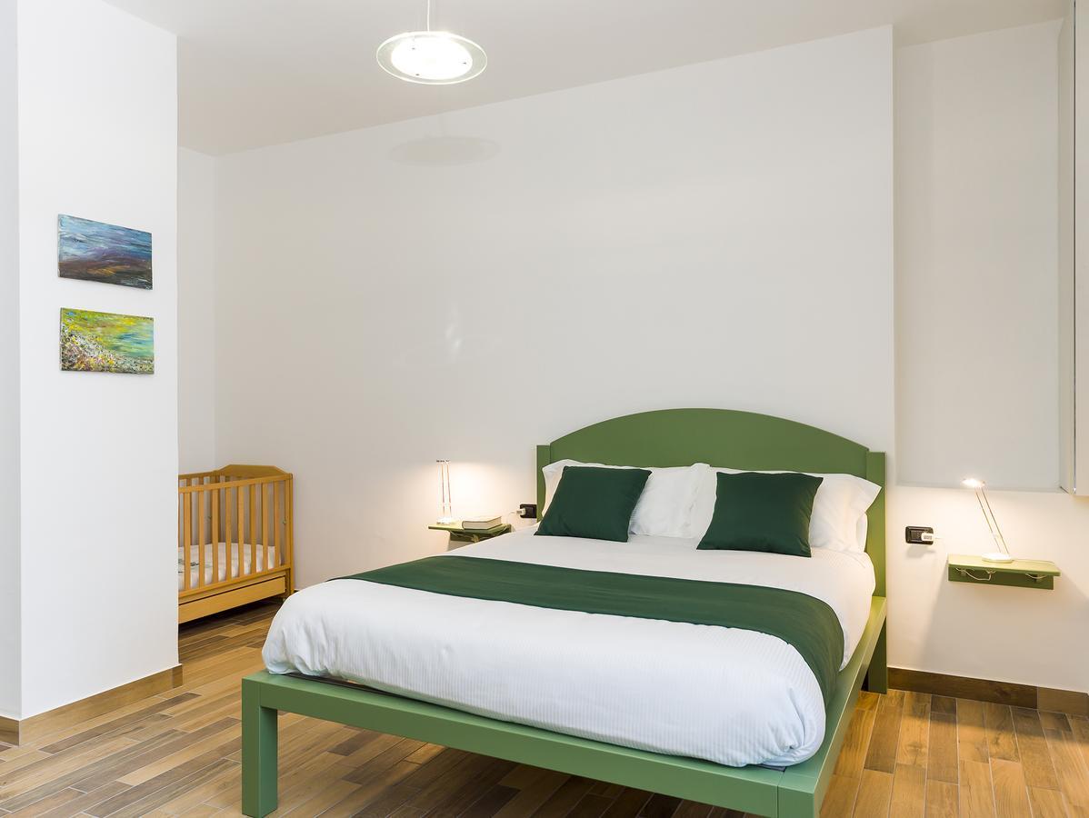 La Nostra Casa In Centro Otel Lecco Dış mekan fotoğraf