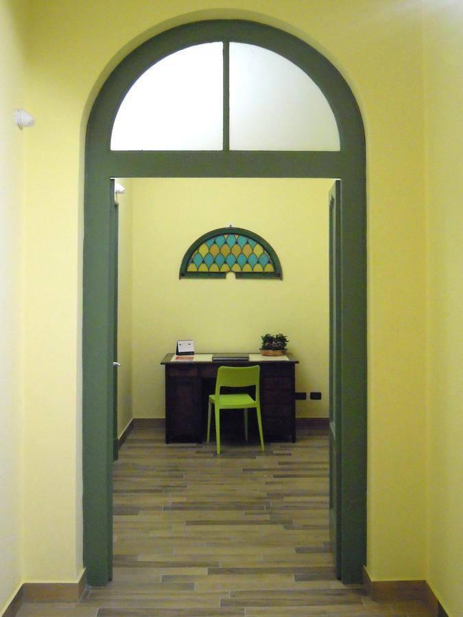 La Nostra Casa In Centro Otel Lecco Dış mekan fotoğraf