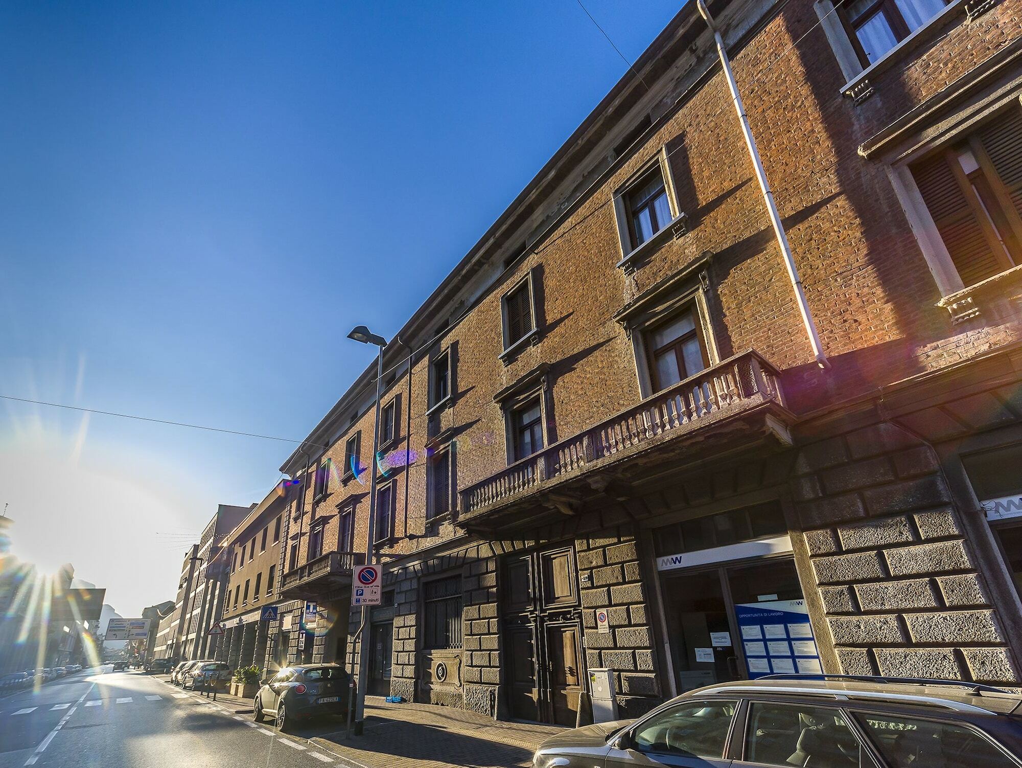 La Nostra Casa In Centro Otel Lecco Dış mekan fotoğraf
