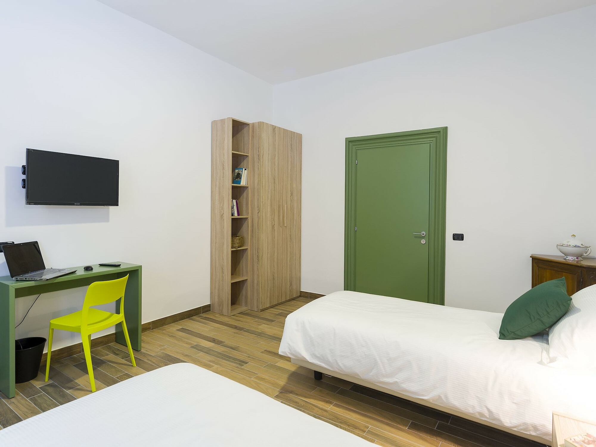 La Nostra Casa In Centro Otel Lecco Dış mekan fotoğraf